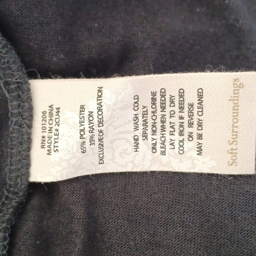 Soft Surrounding Black Knit Embroidered Long Sleeve V-Neck Top ** Sz L - Picture 8 of 8